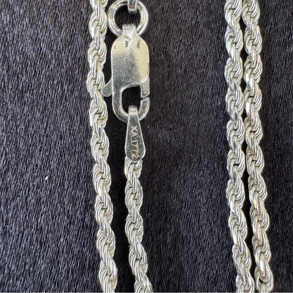 Elegant Silver Rope Chain Necklace - Picture 5 of 10